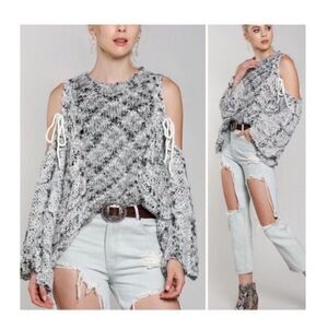 COLD  Shoulder Sweater